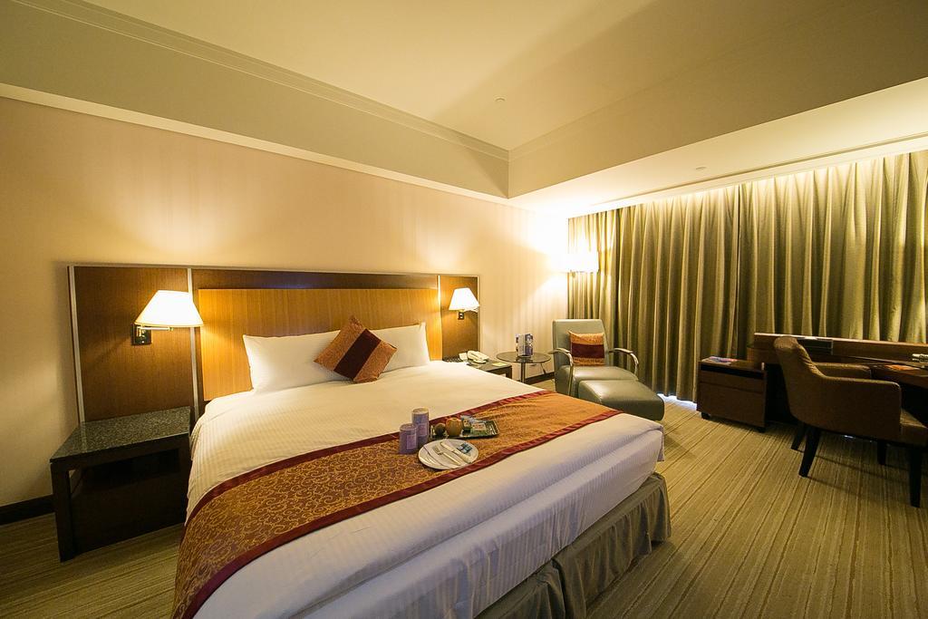 Evergreen Plaza Hotel - Tainan Cameră foto