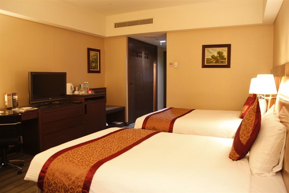 Evergreen Plaza Hotel - Tainan Exterior foto Deluxe Room